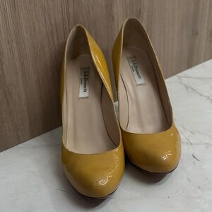 LK Bennett Tan Heels